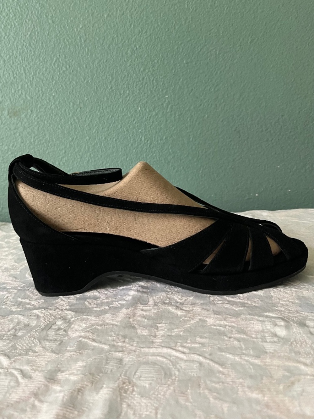 Donald J. Pilner Black Nubuck Dressy Wedge Sandals   Worn Twice  Size 7 - Picture 5 of 12